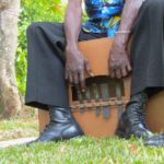 La marimbula, lo strumento musicale dei caraibi